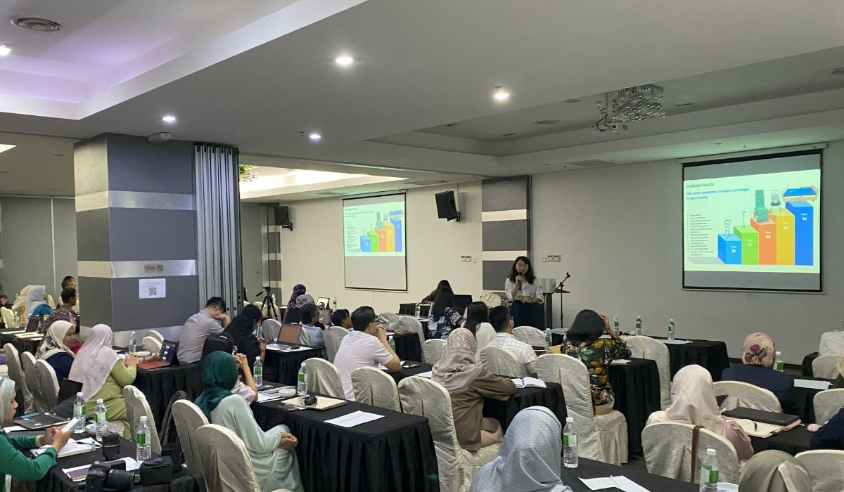 monash presentation in session