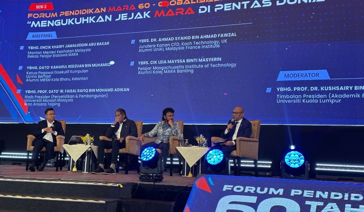 prof rafiq with mara speaking