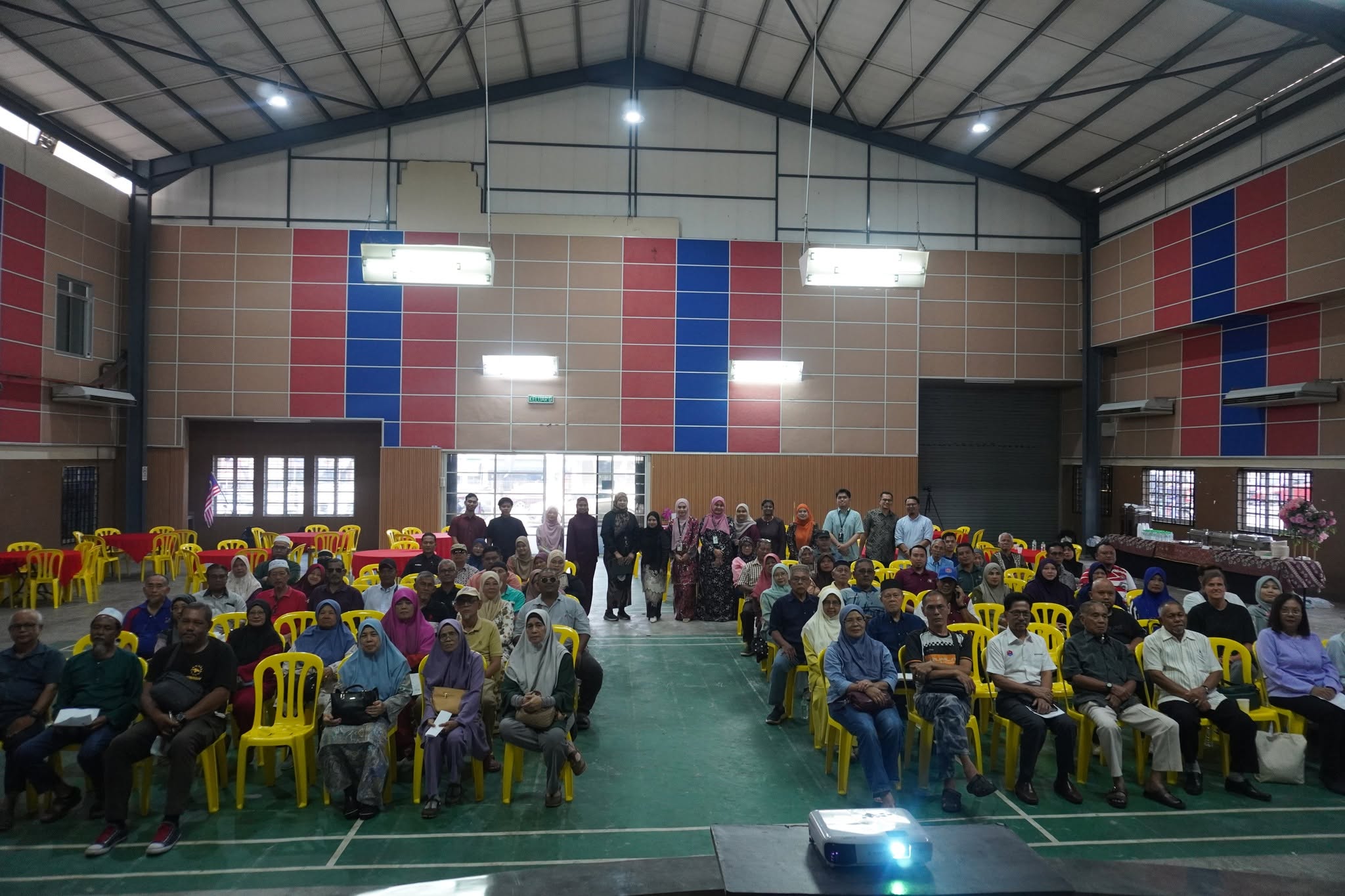 Community Engagement - Technical Committee Meeting for Jabi & Gemereh Mukim (Heat Care @ SEACO) 1 Community Engagement - Technical Committee Meeting for Jabi & Gemereh Mukim (Heat Care @ SEACO) 1