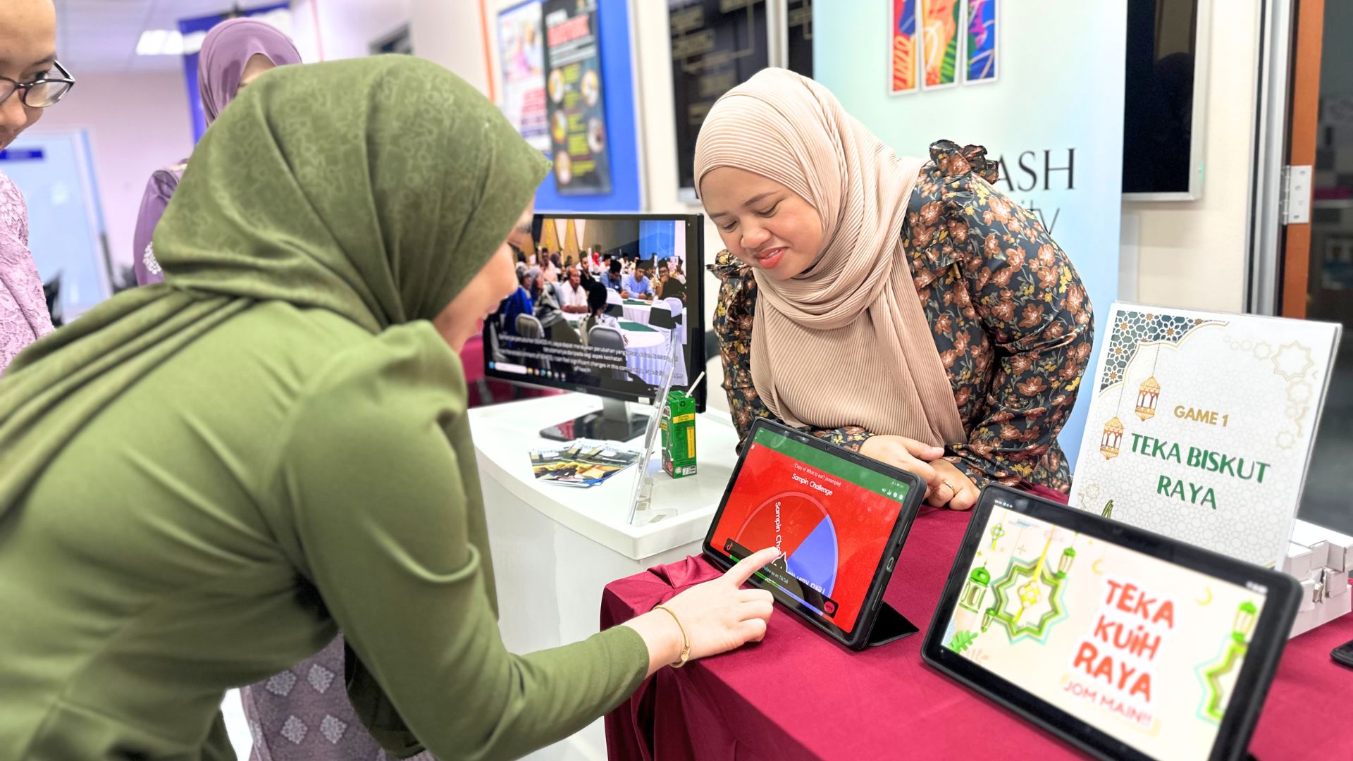 SEACO, School of Medicine and Health Sciences, Monash University Malaysia - Hari Raya & Senior Citizens Celebration (KK Pekan Air Panas) 5