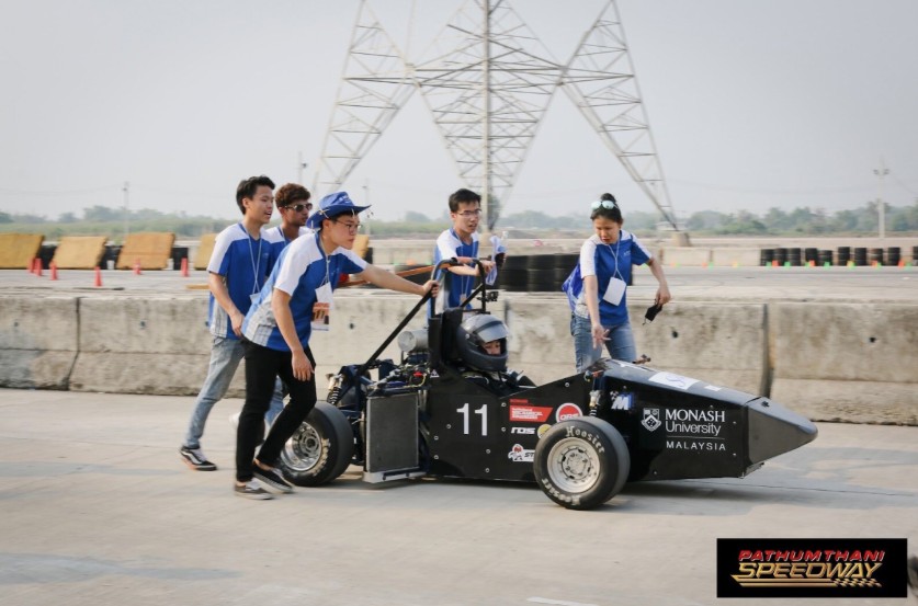 Monash engineering students