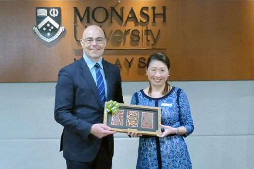 Monash-Agilent MoU