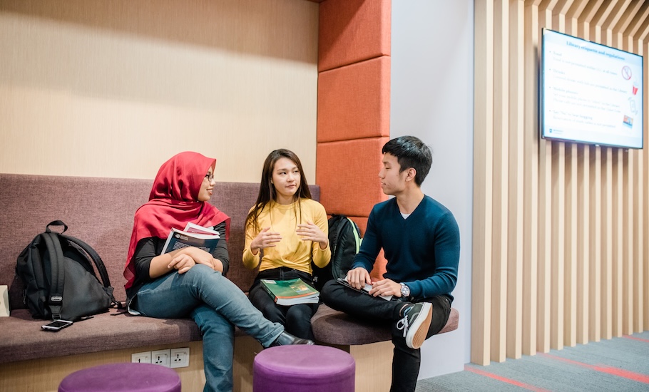 students discussing a gap year and intermission