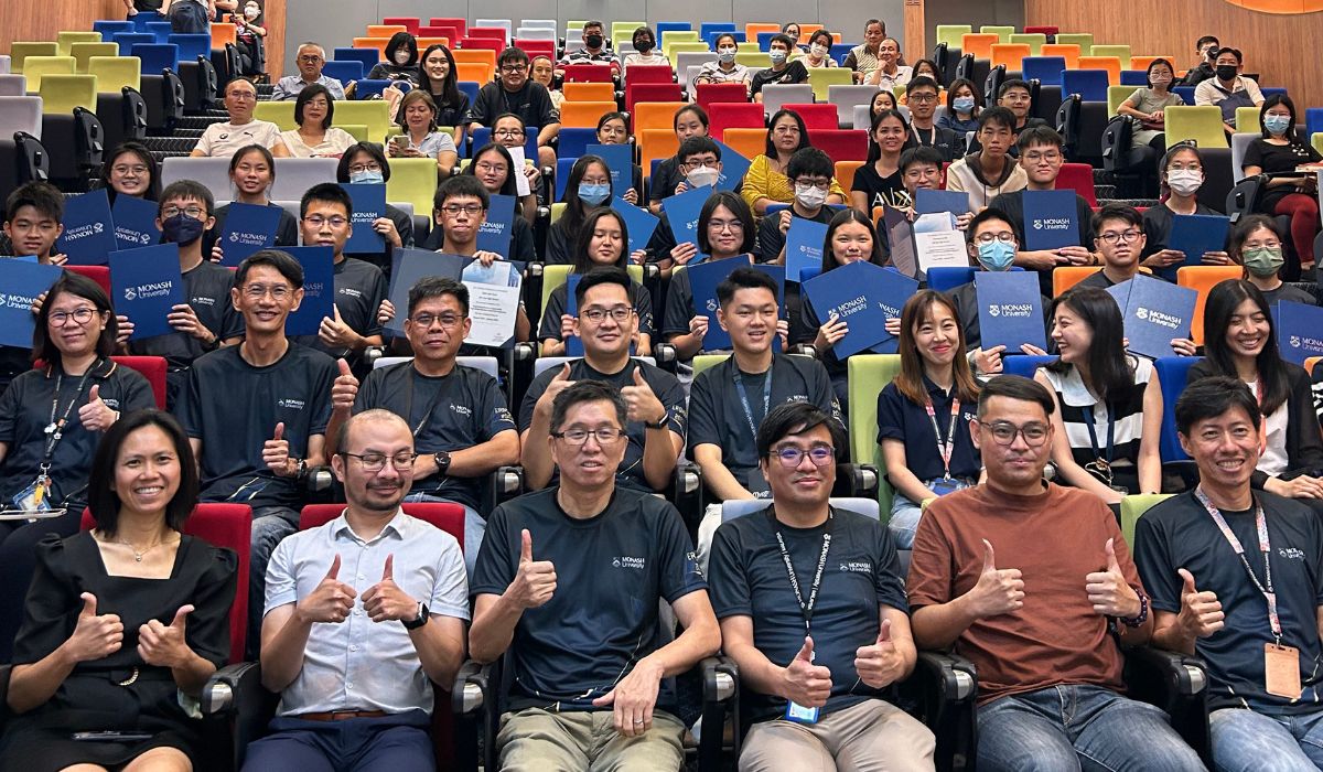 EROHSS students in a group