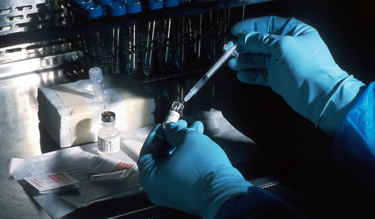 sampling vaccine vial