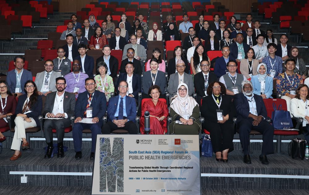public health professionals group photo thumbnail