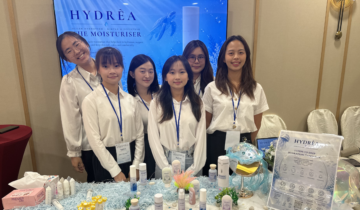 Cosmetic Expo at MUM 5