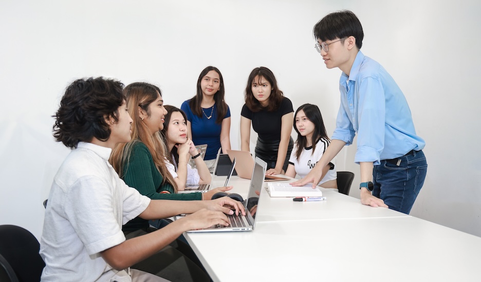 master of arts and social science students having discussion at Monash Malaysia