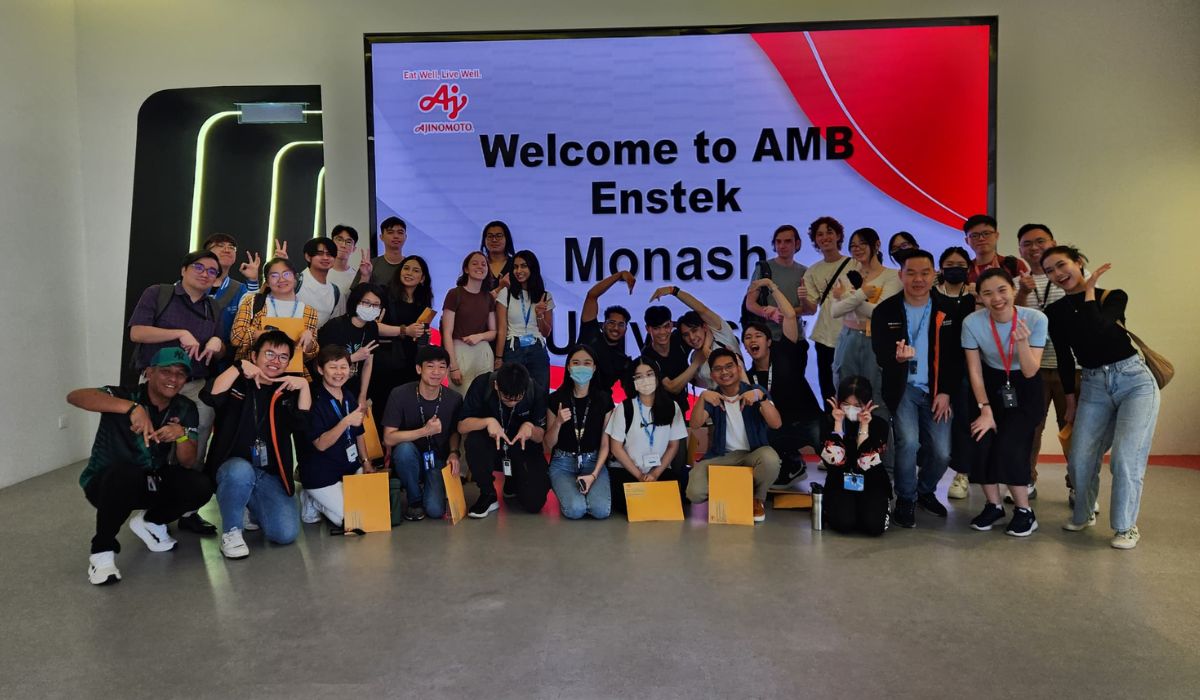 etec students at a Ajinomoto headquarters