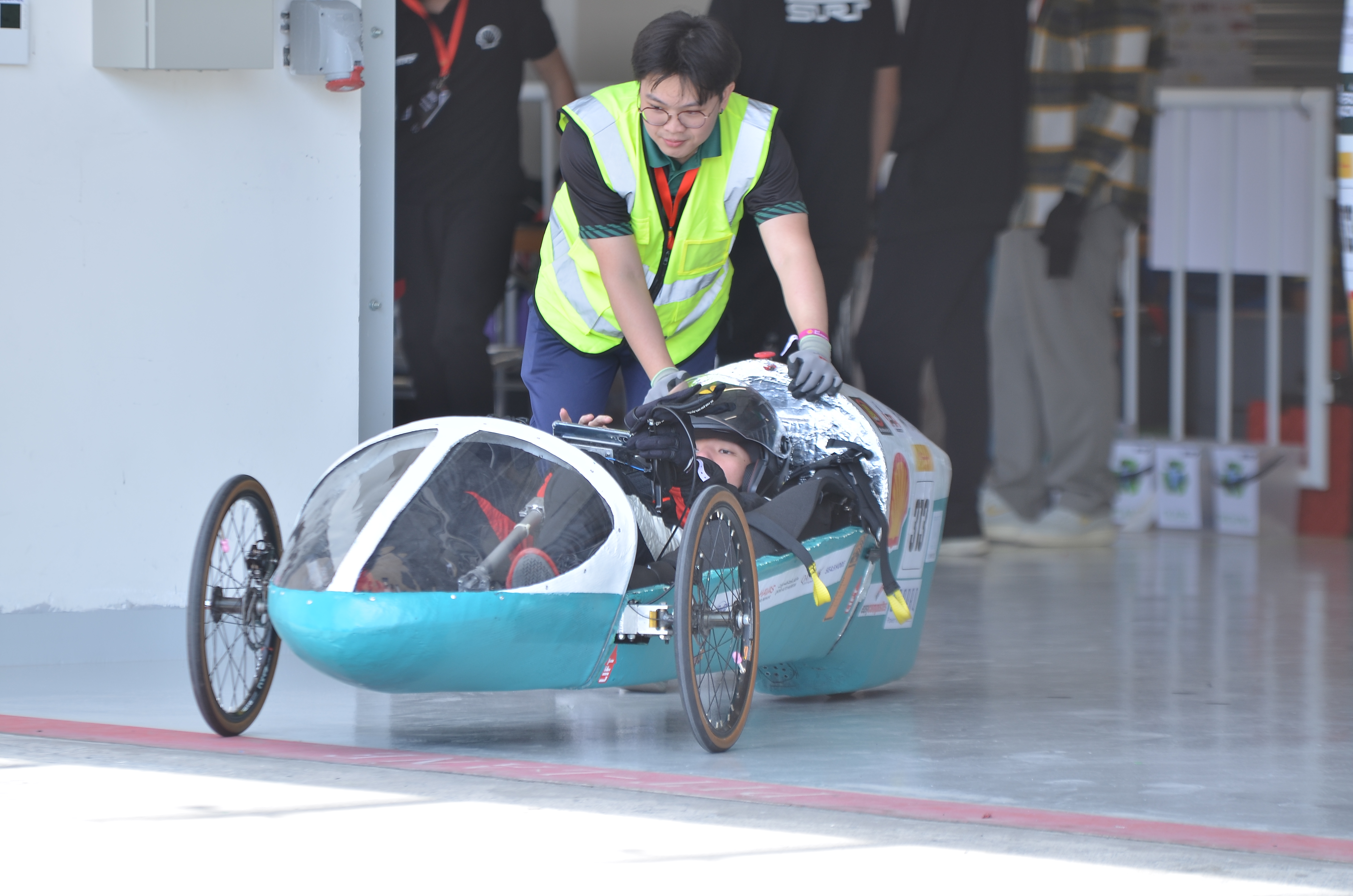 Racing ahead with spirit - Engineering