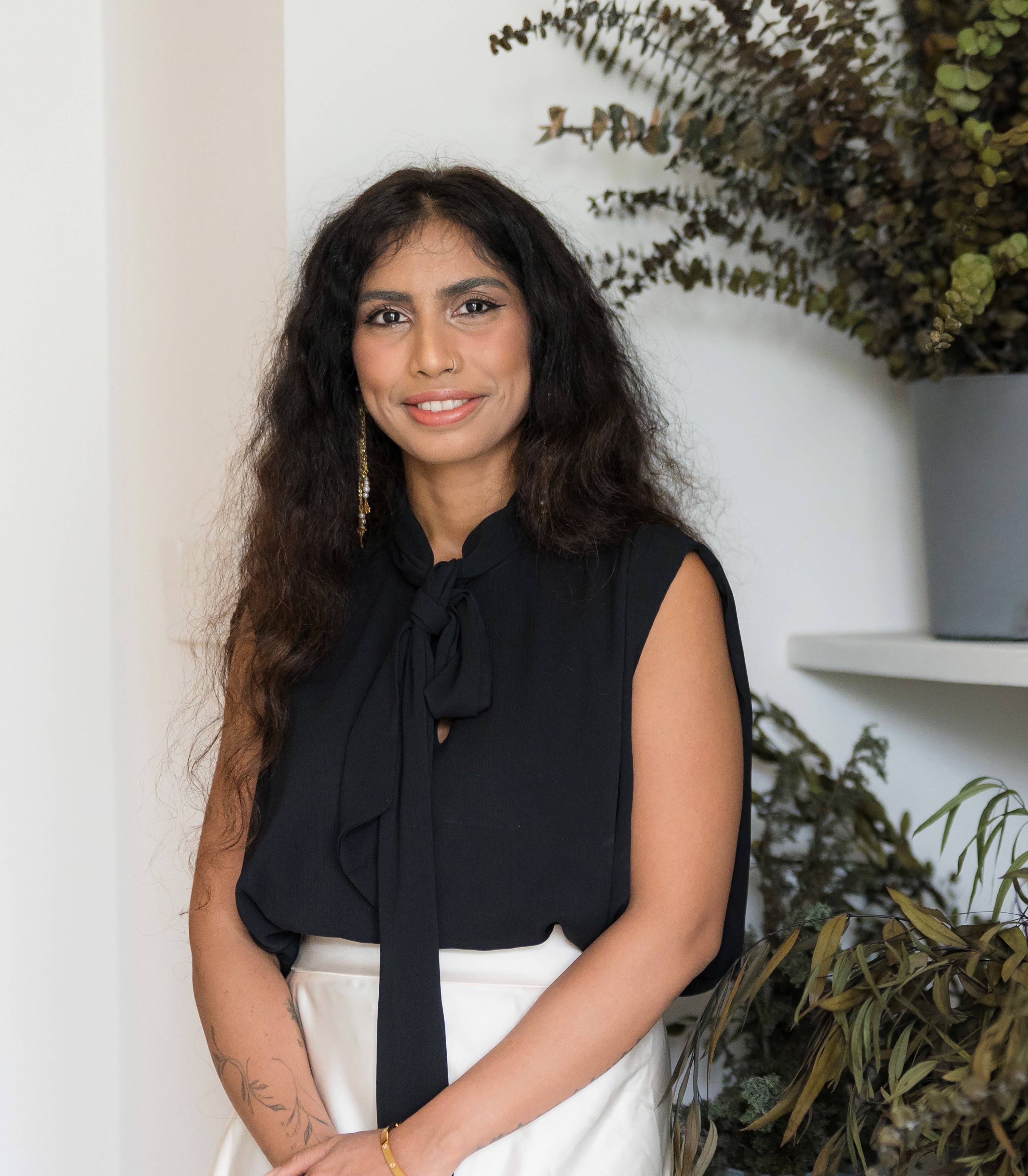 Dr Mirza Rayana Sanzana
