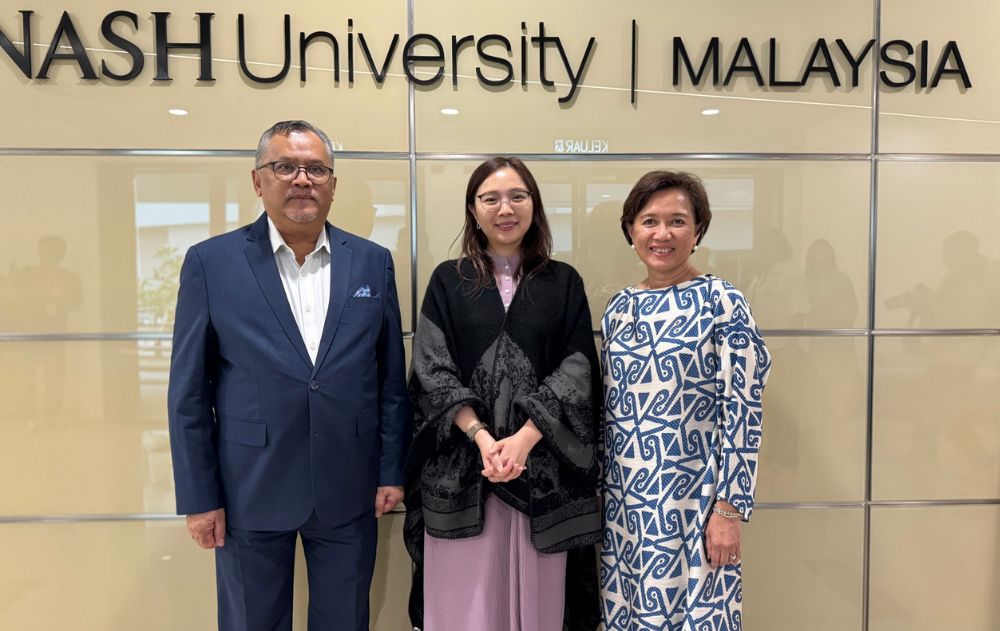 prof adeeba and YB Jamaliah thumbnail